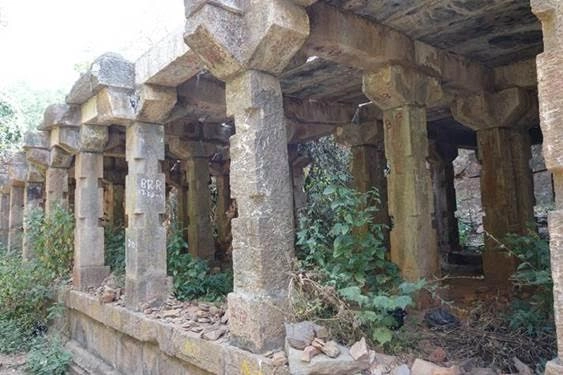 way to Sri Krodha Narasimha temple from Sri Ahobila Narasimha temple2