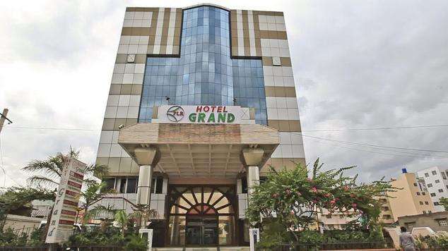 Hotel PLR Grand Tirupati